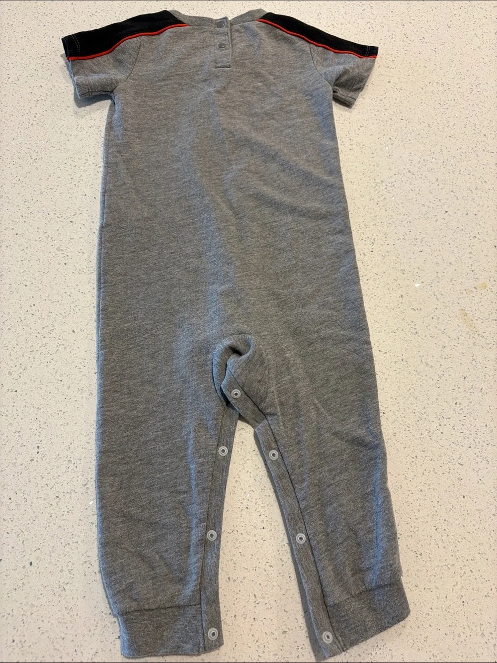 Nike Gray 'Just Do It.' Short Sleeve One-Piece Romper 24 Months